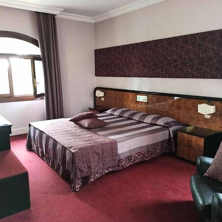 Hotel Villa Regina Margherita Ровіго Екстер'єр фото